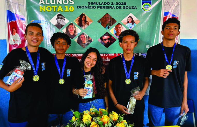 Prefeitura de Glória-BA premia alunos e professores destaques do 2º Simulado SABE e SAEB