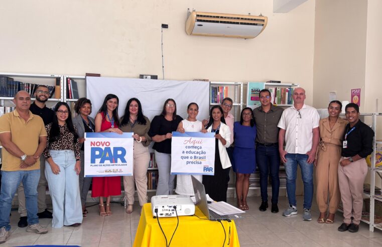 Secretaria Municipal de Educação de Glória-BA participa de Encontro Formativo do Novo PAR em Abaré