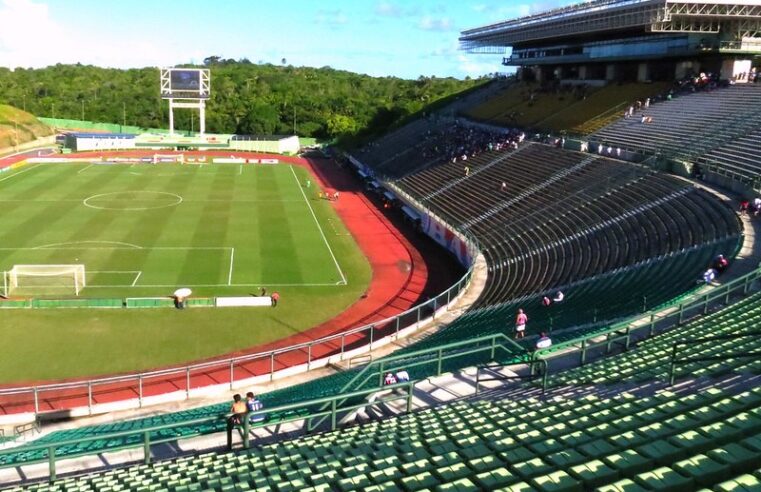 Decisão da Prefeitura de Salvador coloca em risco o futuro do estádio de Pituaçu